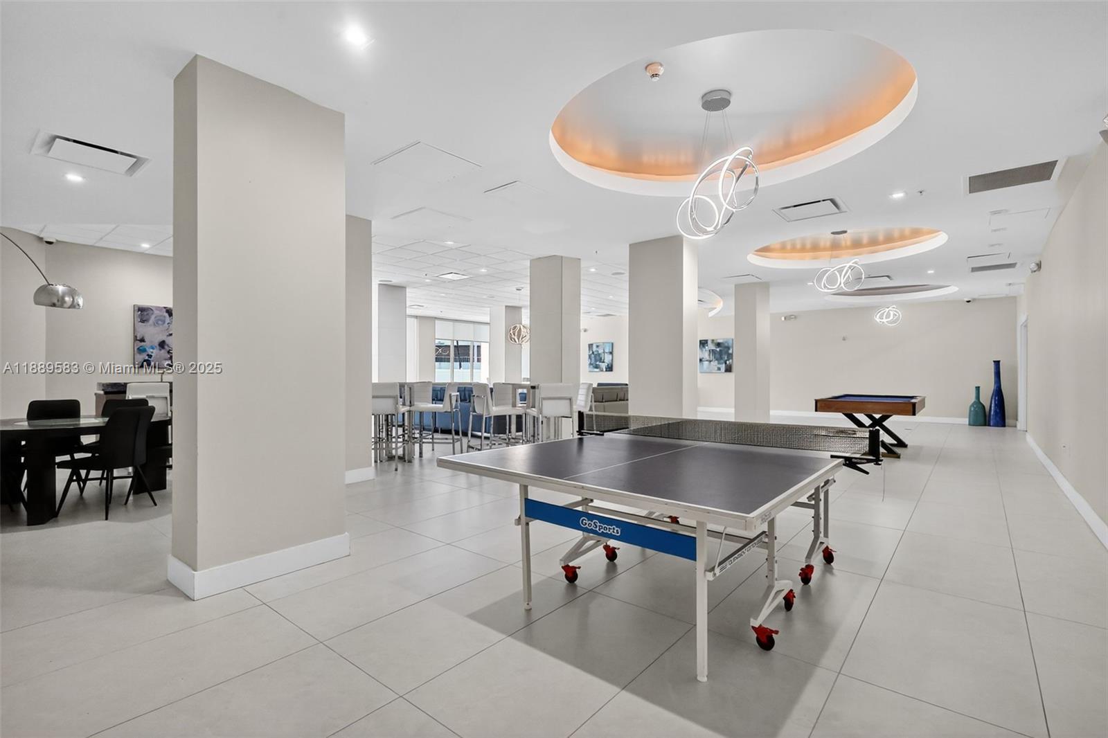 Photo of 3001 Ocean Dr  #639, Hollywood, Florida, 33019 - 