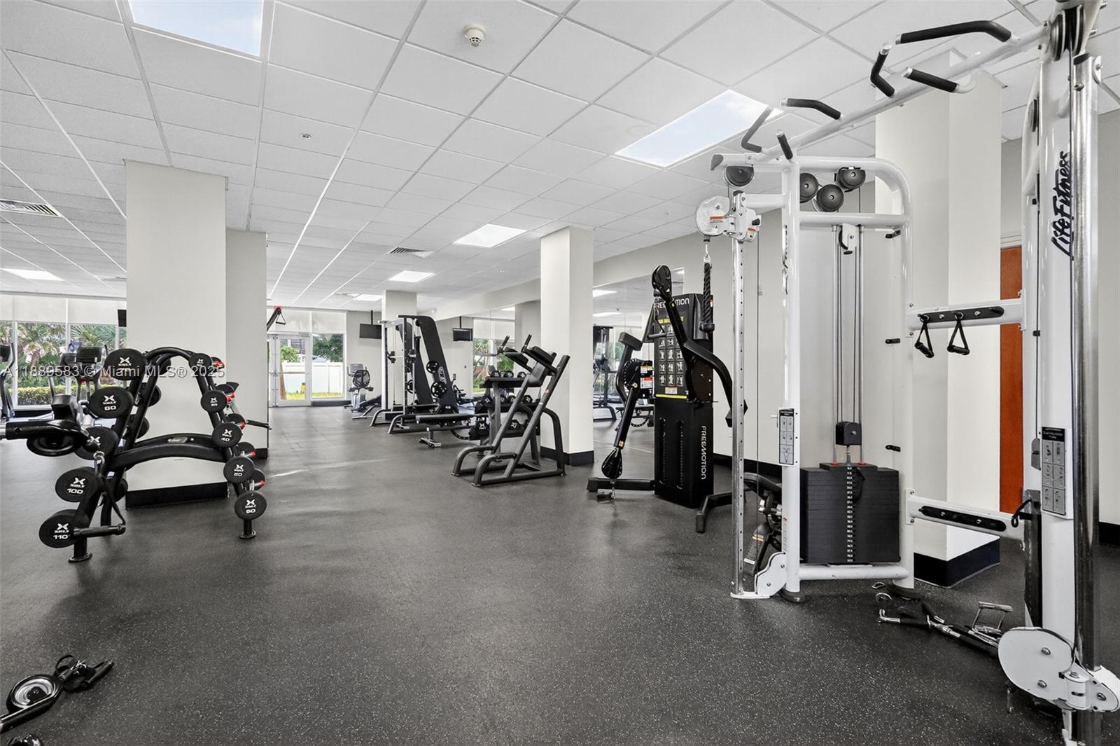Photo of 3001 Ocean Dr  #639, Hollywood, Florida, 33019 - 