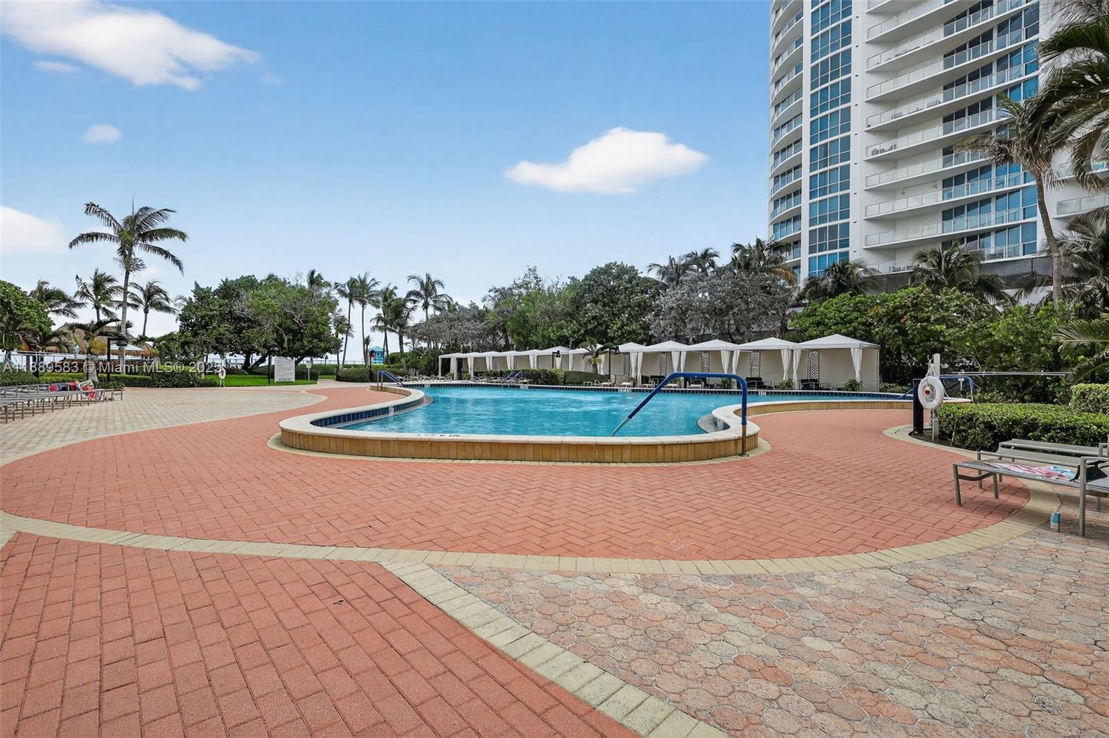 Photo of 3001 Ocean Dr  #639, Hollywood, Florida, 33019 - 