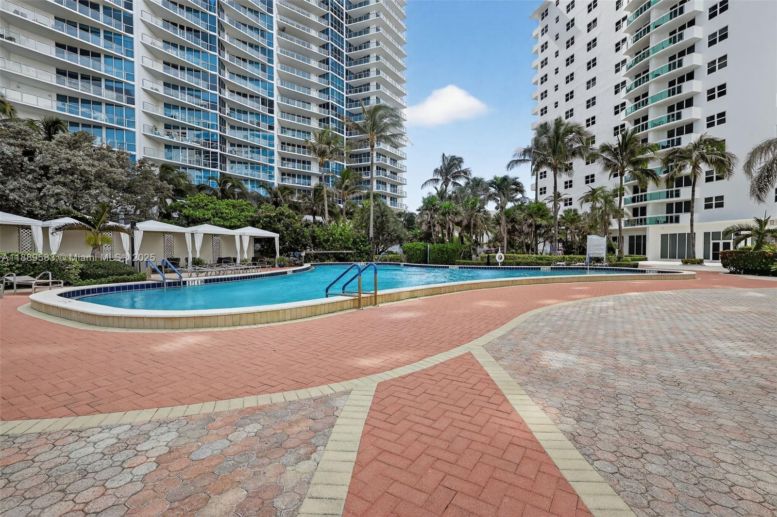 Photo of 3001 Ocean Dr  #639, Hollywood, Florida, 33019 - 