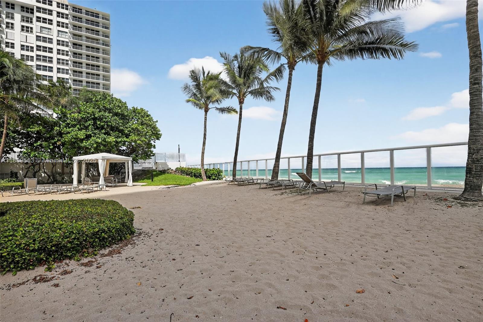 Photo of 3001 Ocean Dr  #639, Hollywood, Florida, 33019 - 