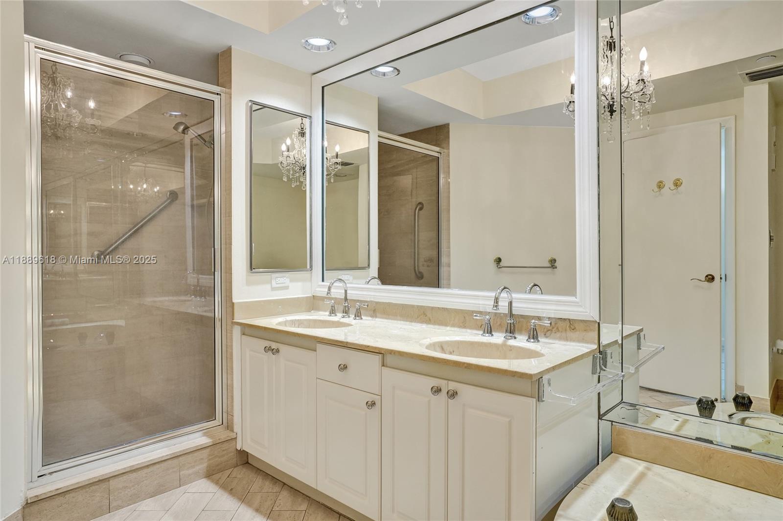 Photo of 20281 Country Club Dr  #2110, Aventura, Florida, 33180 - 