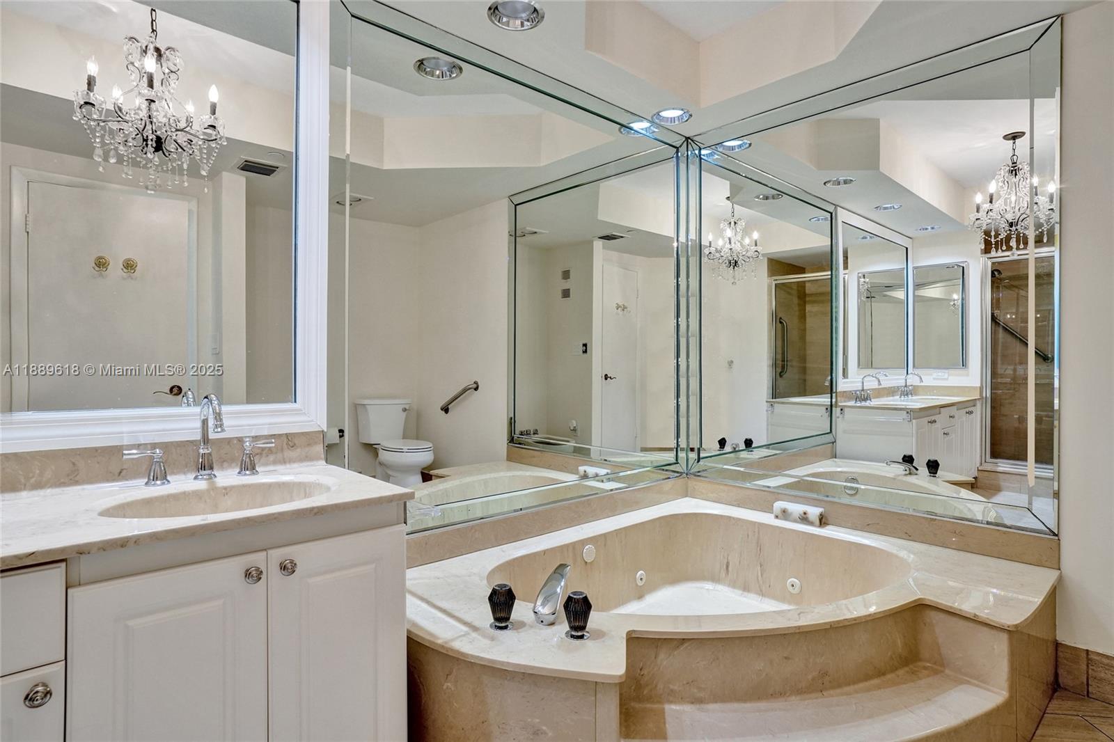 Photo of 20281 Country Club Dr  #2110, Aventura, Florida, 33180 - 