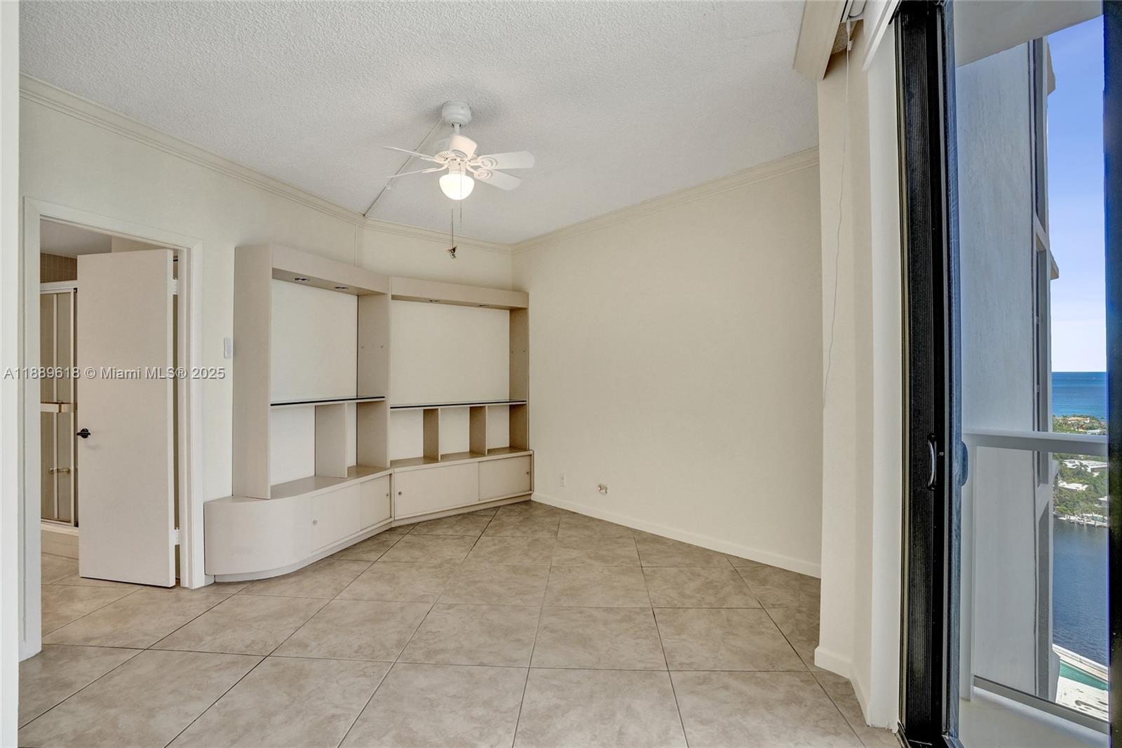 Photo of 20281 Country Club Dr  #2110, Aventura, Florida, 33180 - 