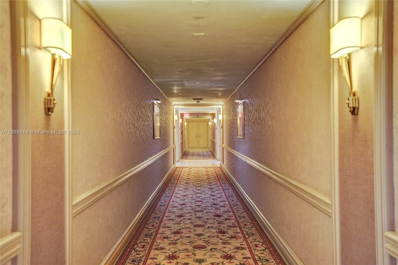 Photo of 20281 Country Club Dr  #2110, Aventura, Florida, 33180 - 
