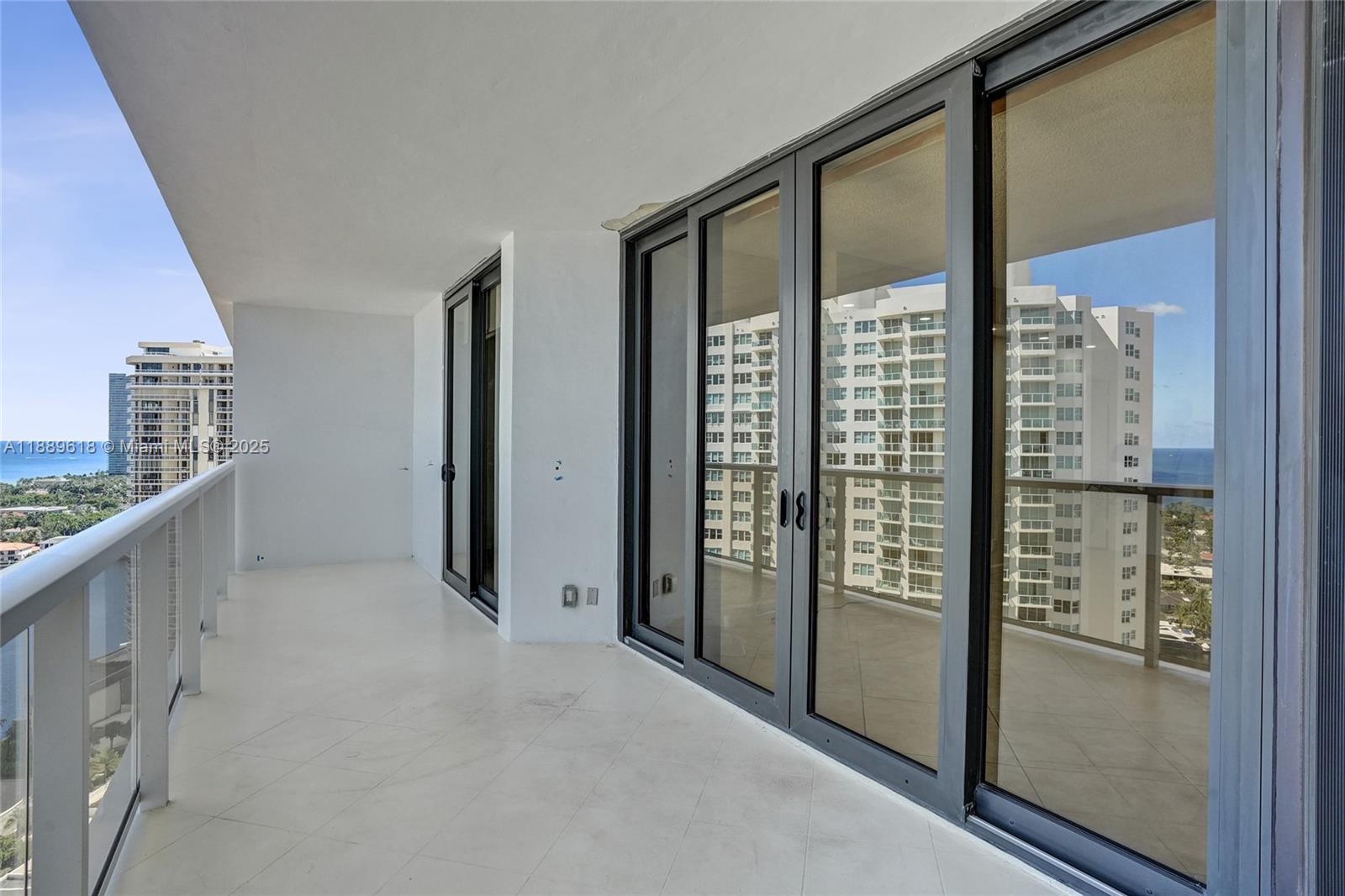 Photo of 20281 Country Club Dr  #2110, Aventura, Florida, 33180 - 