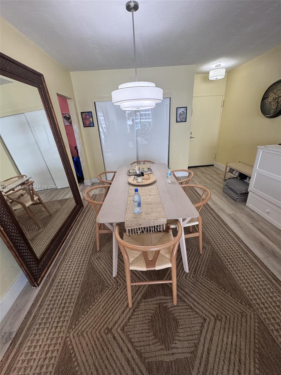 Photo of 3001 Ocean Dr  #907, Hollywood, Florida, 33019 - 