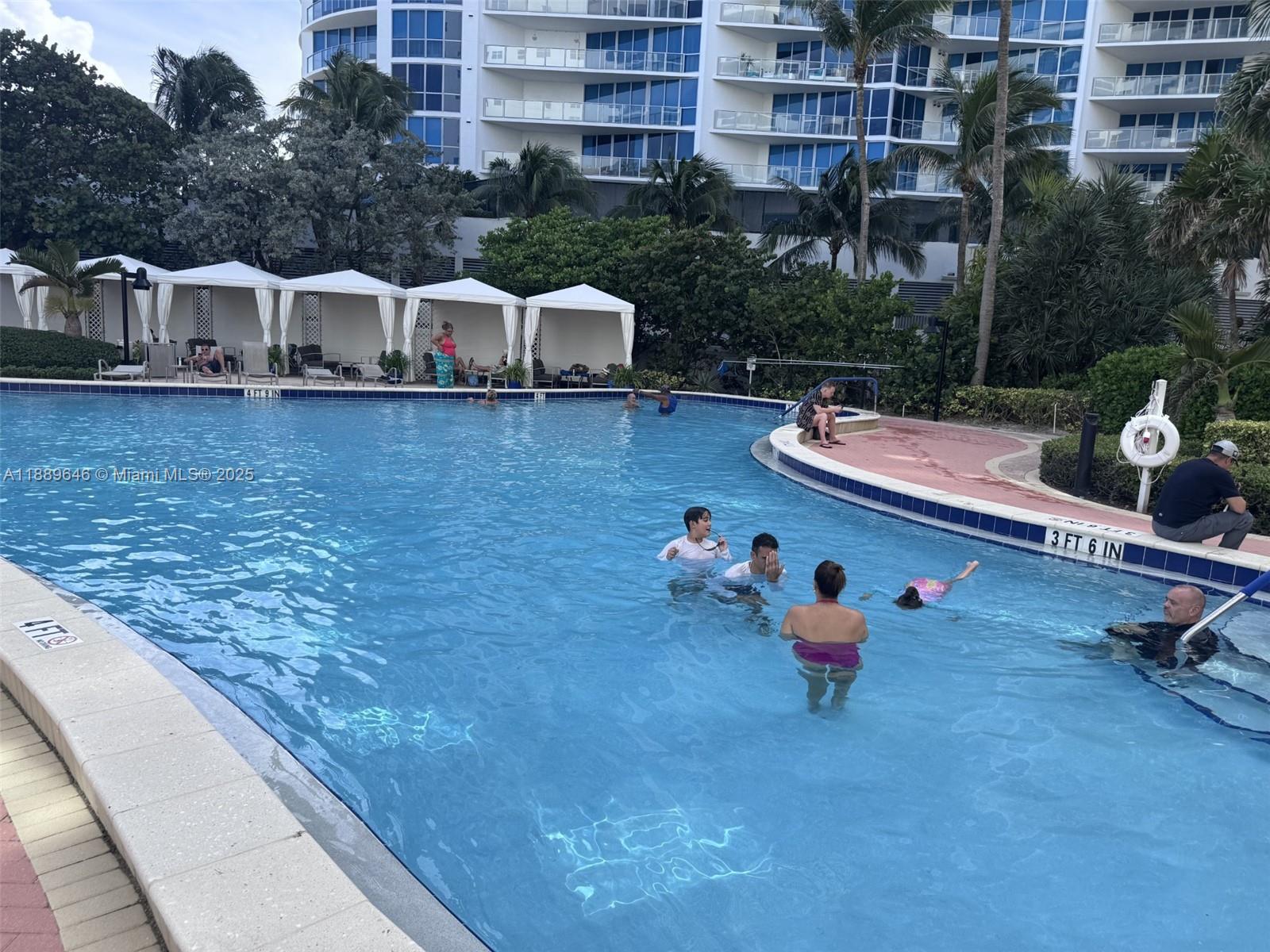 Photo of 3001 Ocean Dr  #907, Hollywood, Florida, 33019 - 