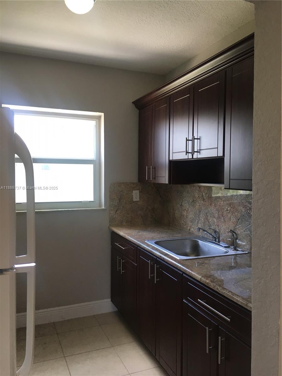   /  1680 sq. ft. $ 2025-10-03 0 foto