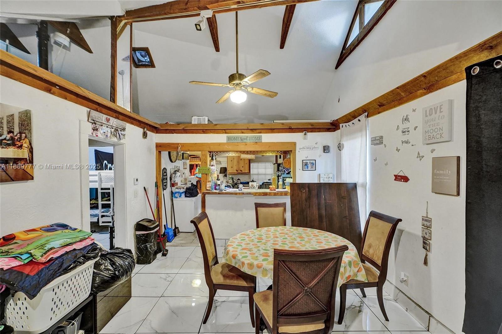   /  895 sq. ft. $ 2025-10-03 0 Photo