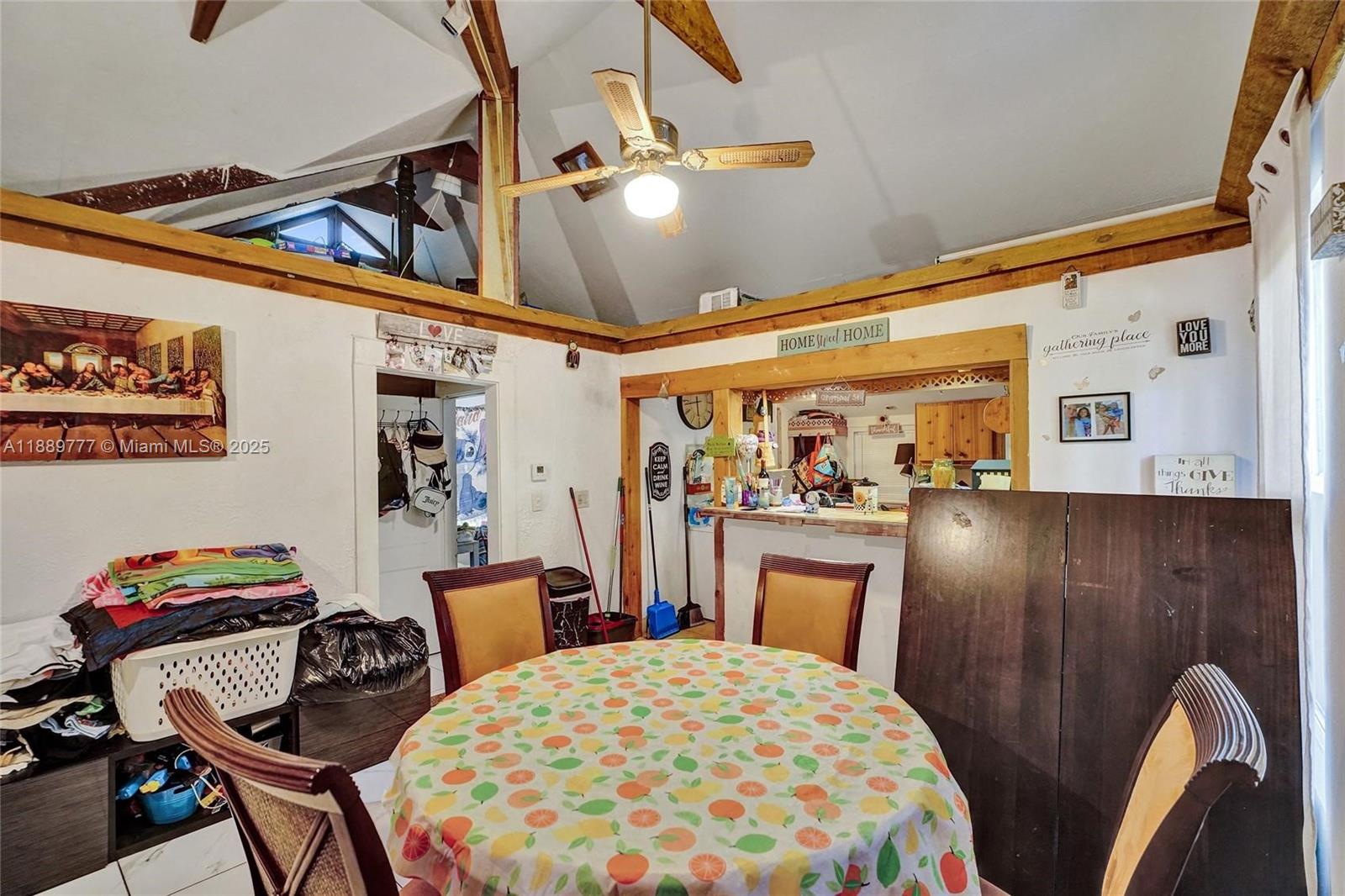   /  895 sq. ft. $ 2025-10-03 0 Photo