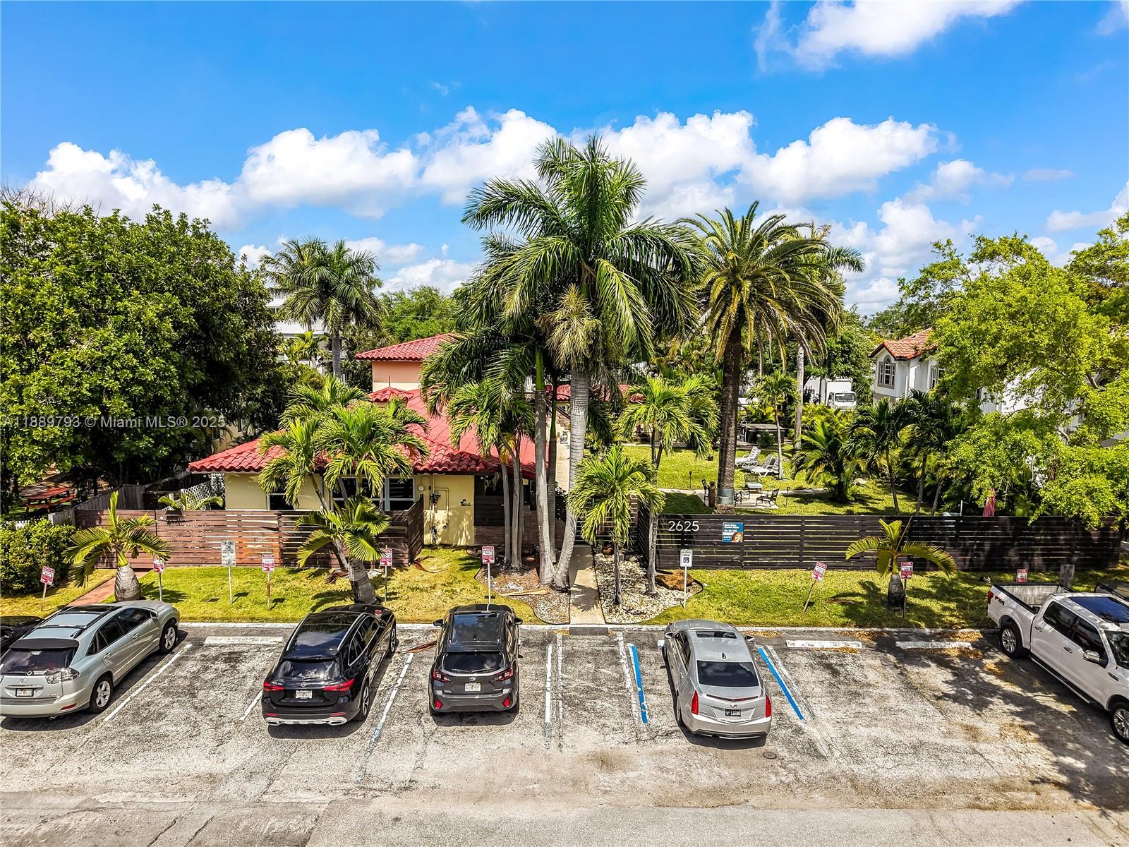 See details / sq. ft. $ 2025-10-15 0 Photo