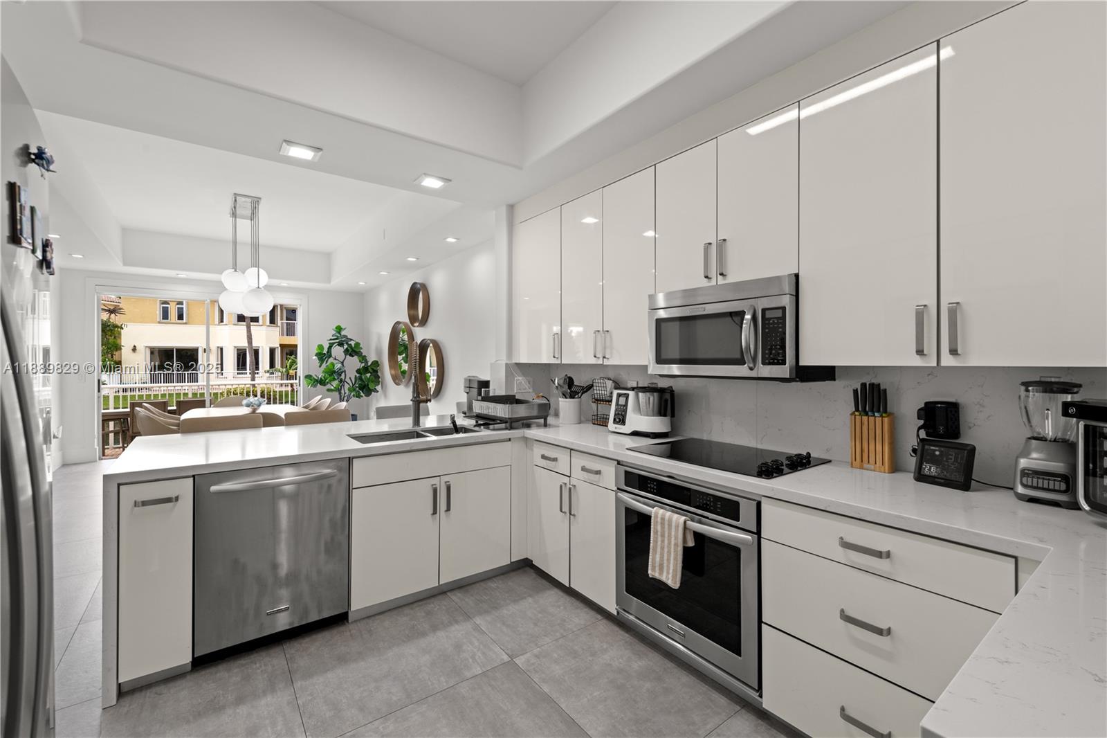Photo of 3172 211th St  (3172), Aventura, Florida, 33180 - 