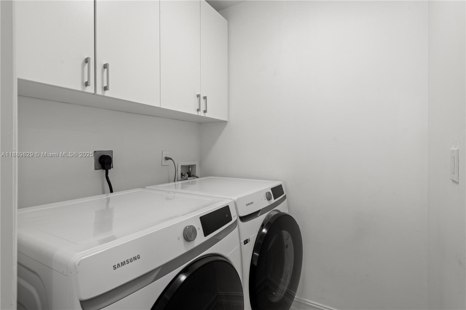 Photo of 3172 211th St  (3172), Aventura, Florida, 33180 - 