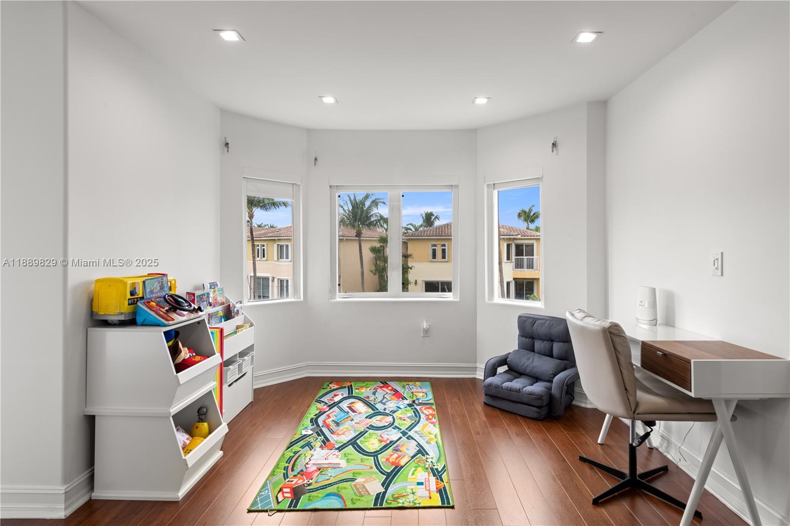 Photo of 3172 211th St  (3172), Aventura, Florida, 33180 - 