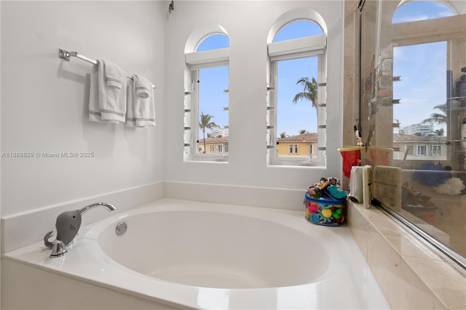 Photo of 3172 211th St  (3172), Aventura, Florida, 33180 - 