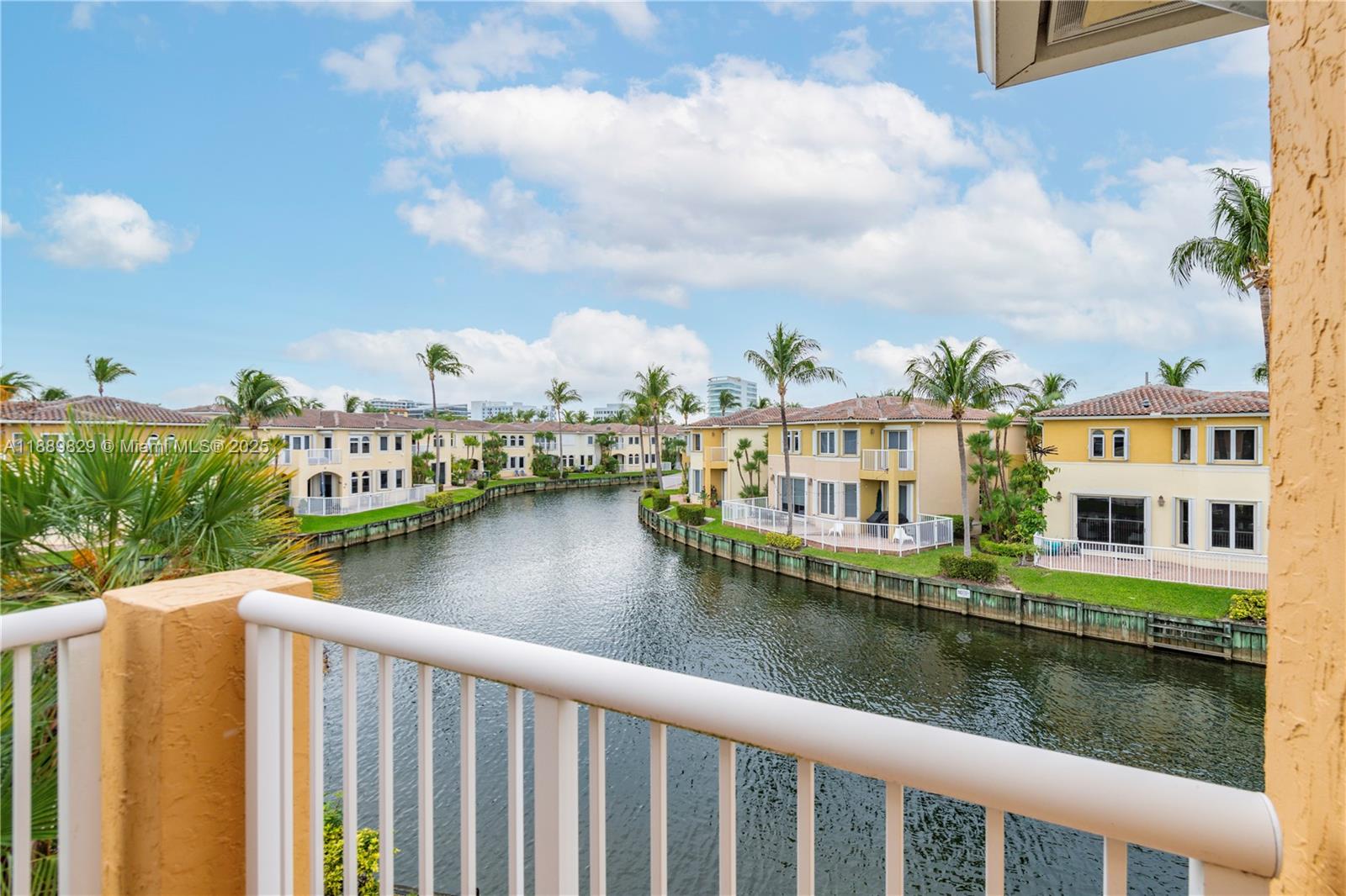 Photo of 3172 211th St  (3172), Aventura, Florida, 33180 - 