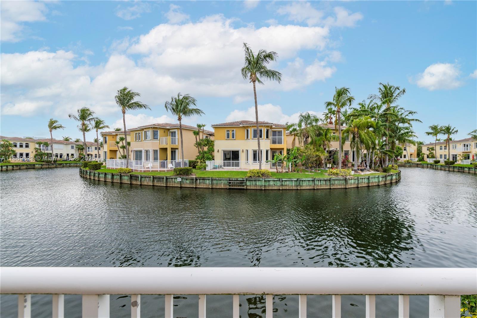 Photo of 3172 211th St  (3172), Aventura, Florida, 33180 - 