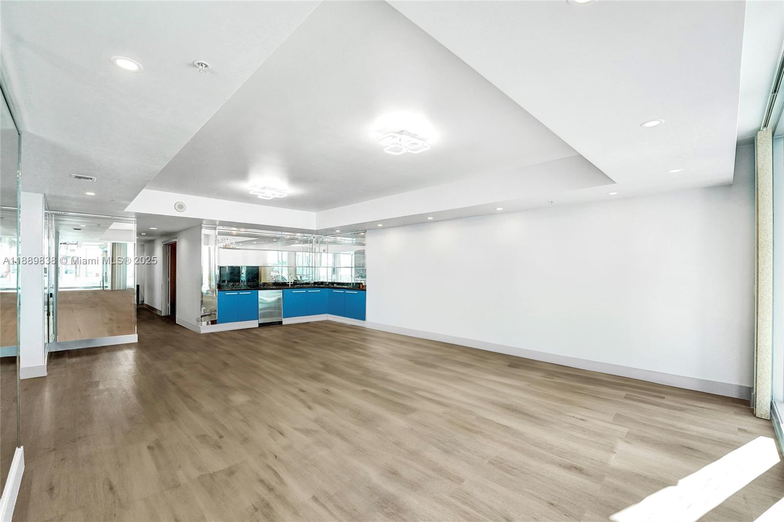 Photo of 3535 Ocean Dr  #1703, Hollywood, Florida, 33019 - 