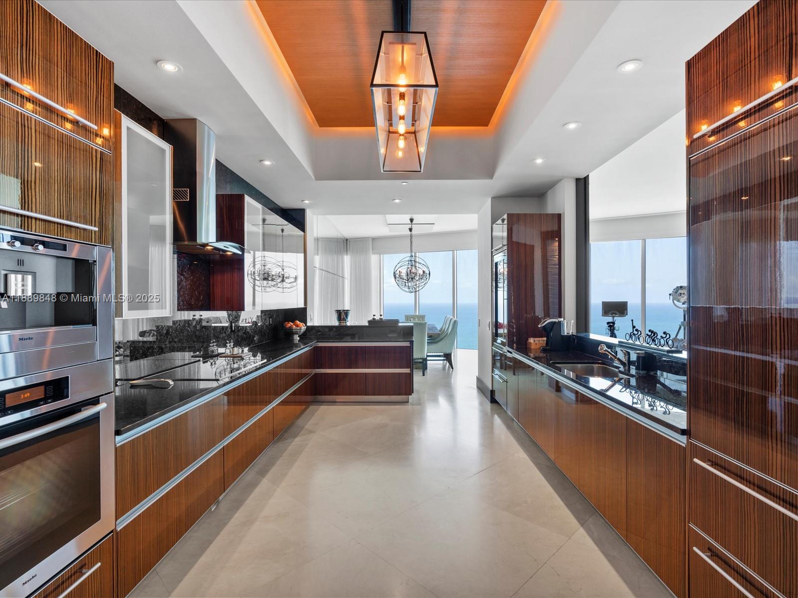 Photo of 2711 Ocean Dr  #4005, Hollywood, Florida, 33019 - 
