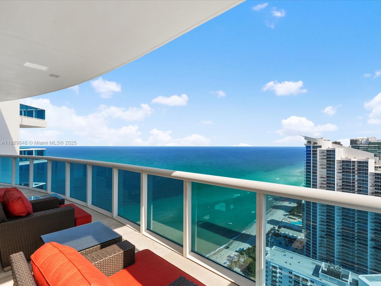 Photo of 2711 Ocean Dr  #4005, Hollywood, Florida, 33019 - 
