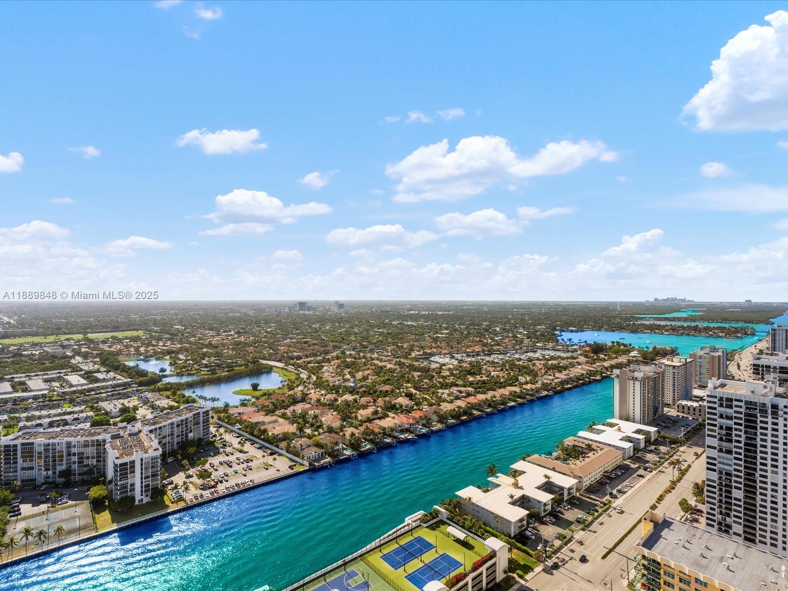 Photo of 2711 Ocean Dr  #4005, Hollywood, Florida, 33019 - 