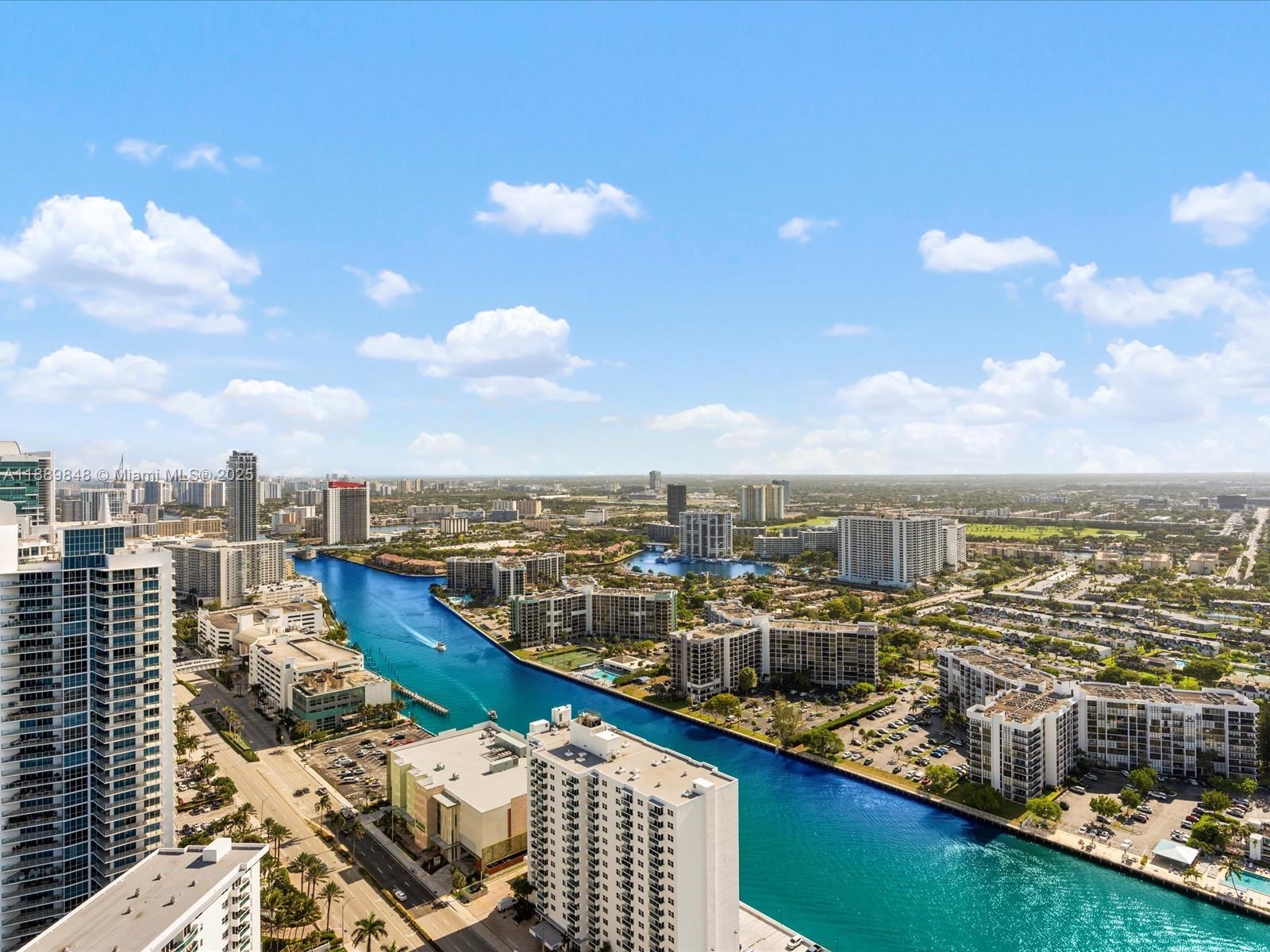 Photo of 2711 Ocean Dr  #4005, Hollywood, Florida, 33019 - 