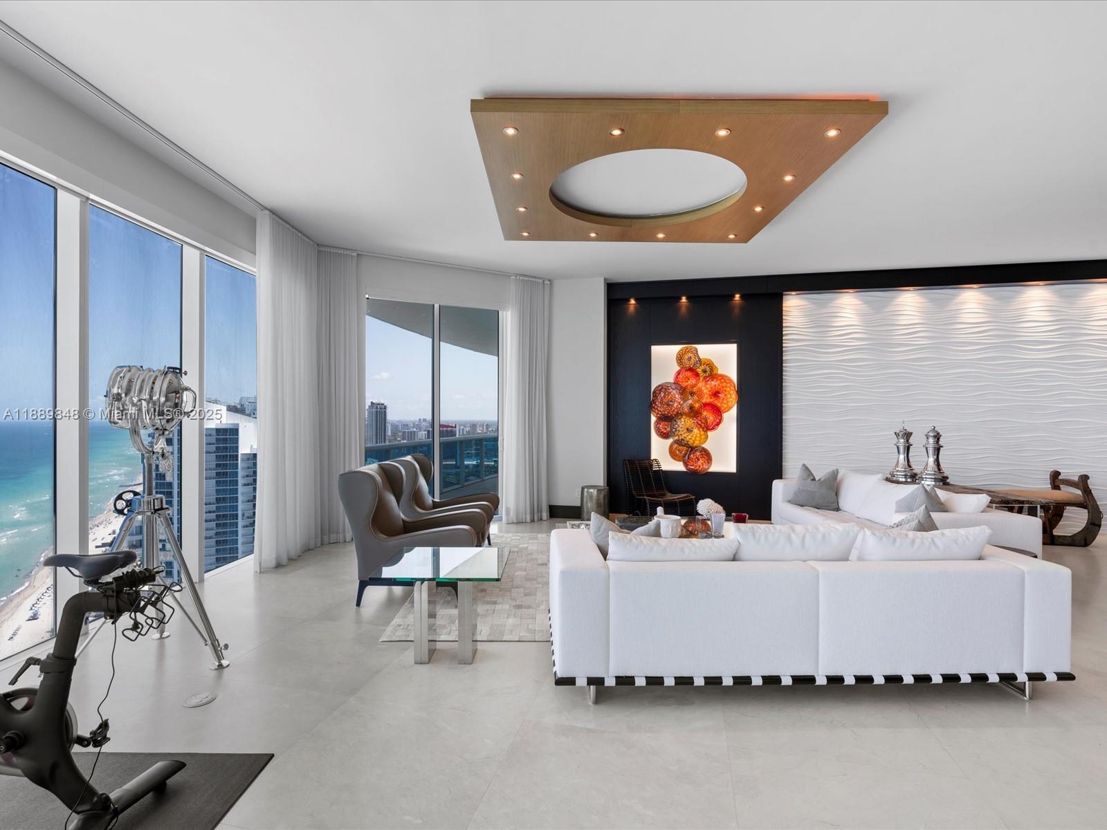 Photo of 2711 Ocean Dr  #4005, Hollywood, Florida, 33019 - 