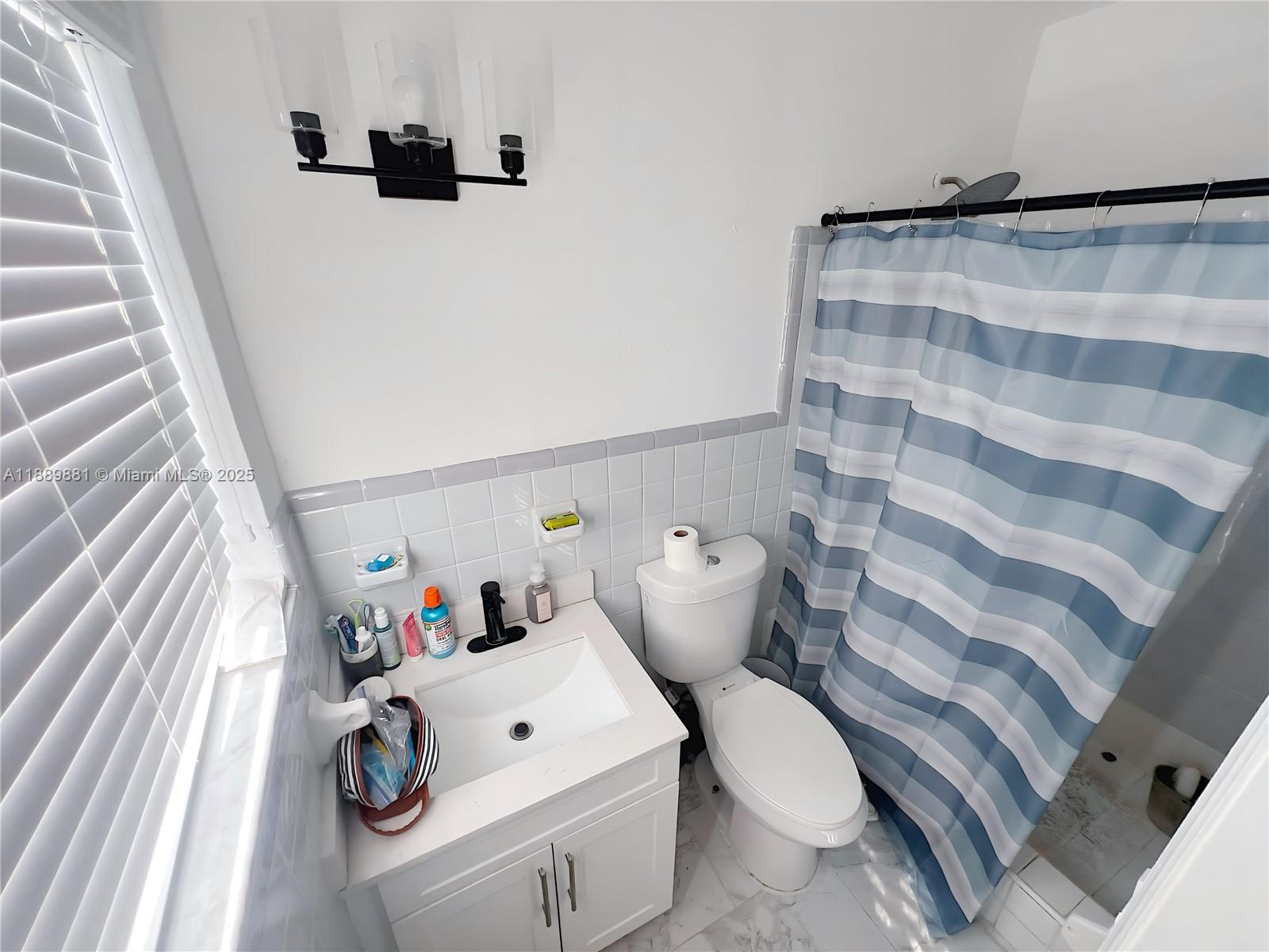 3361 4 / 2 1502 sq. ft. $ 2025-10-03 0 Photo