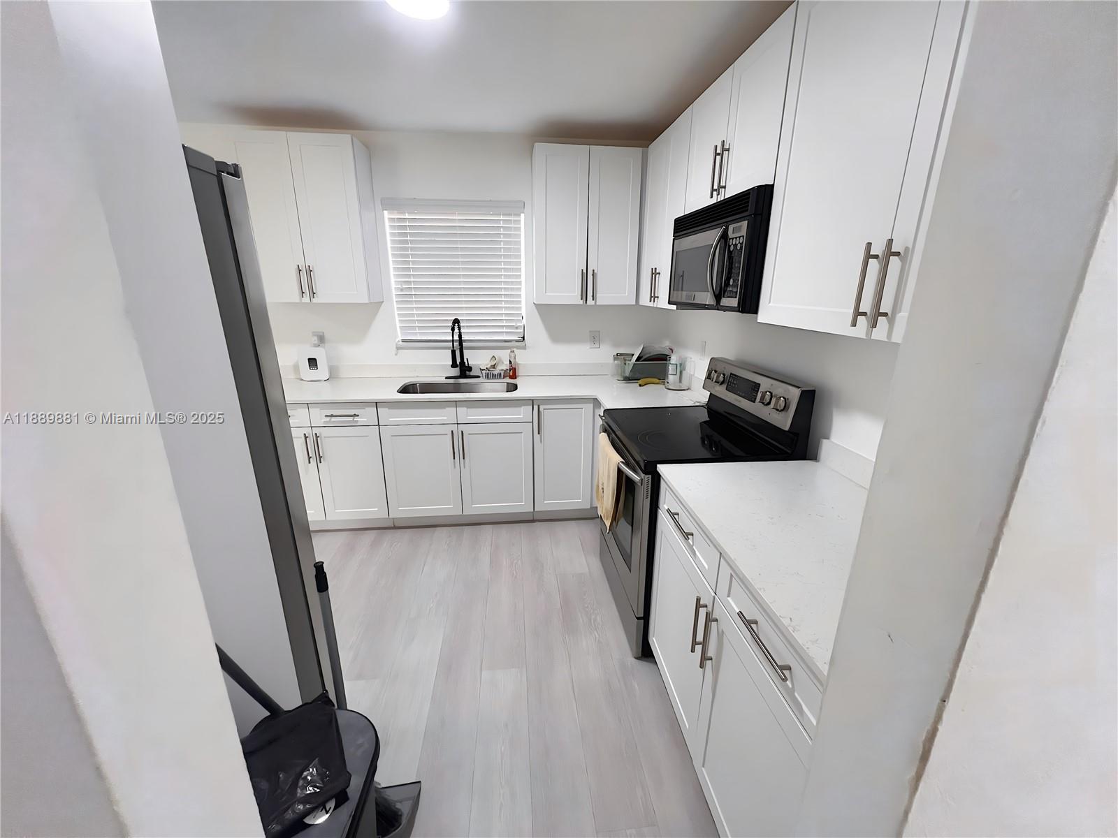 3361 4 / 2 1502 sq. ft. $ 2025-10-03 0 Photo