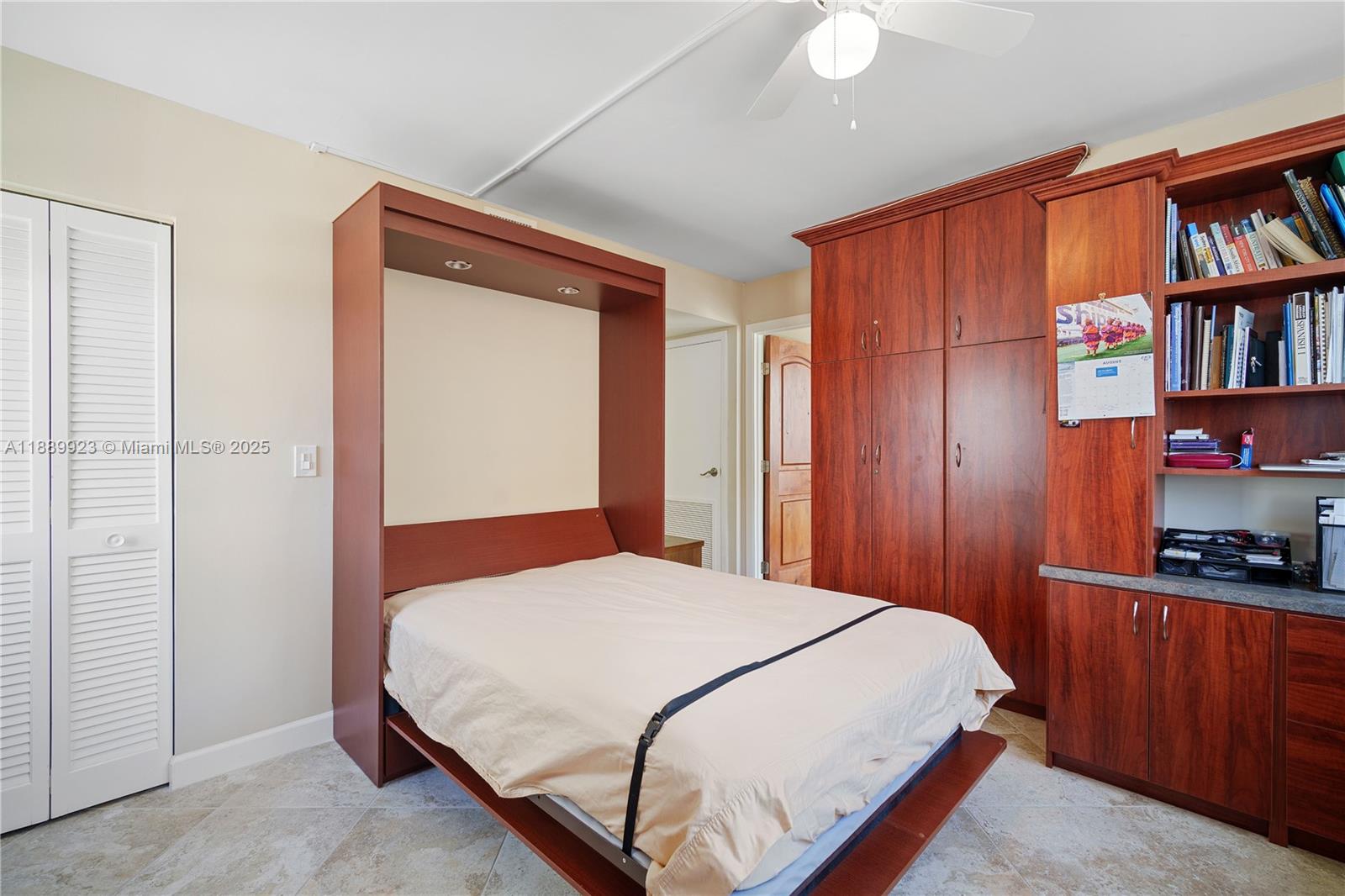 Photo of 2301 Ocean Dr  #907, Hollywood, Florida, 33019 -