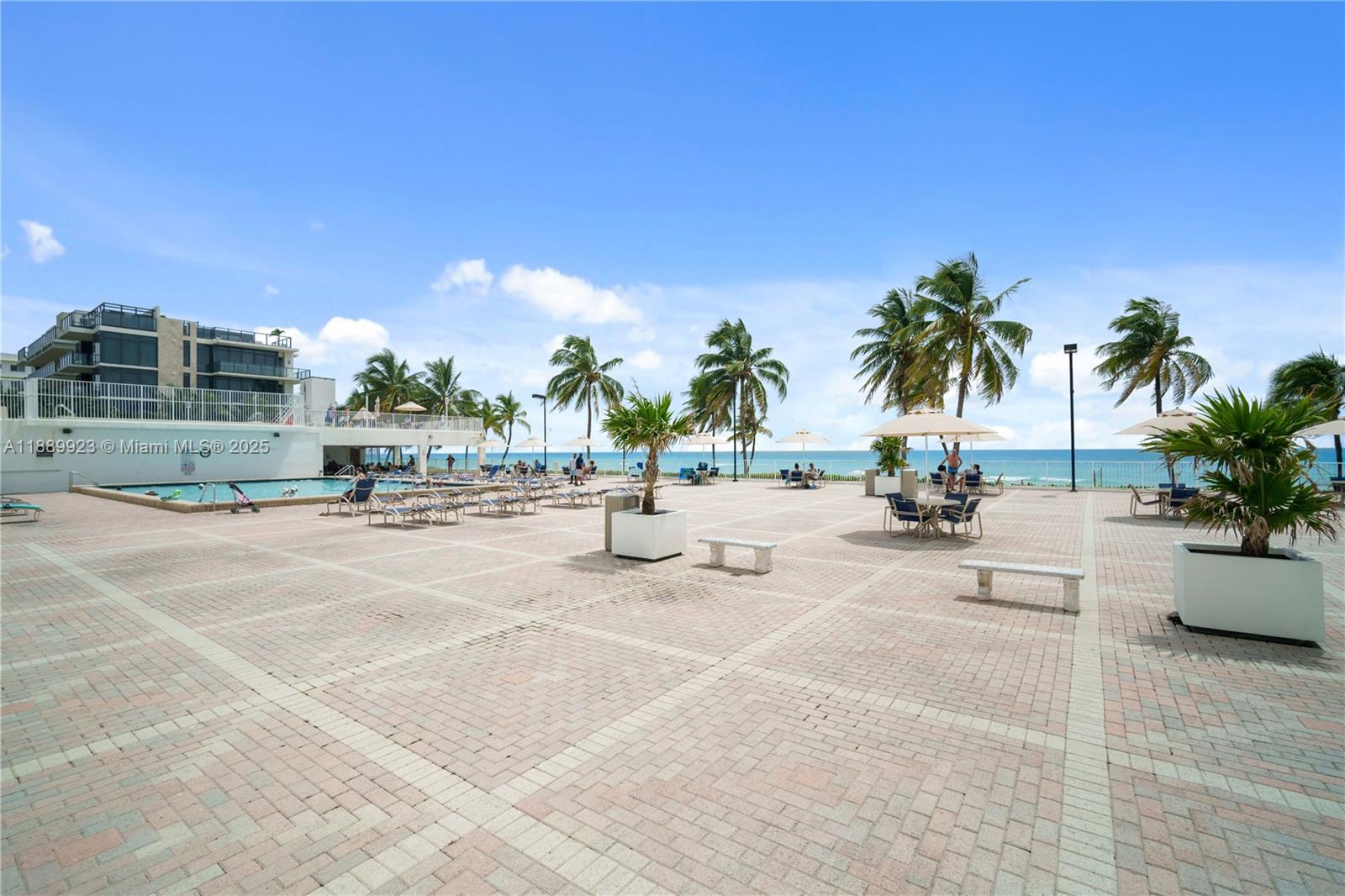 Photo of 2301 Ocean Dr  #907, Hollywood, Florida, 33019 -