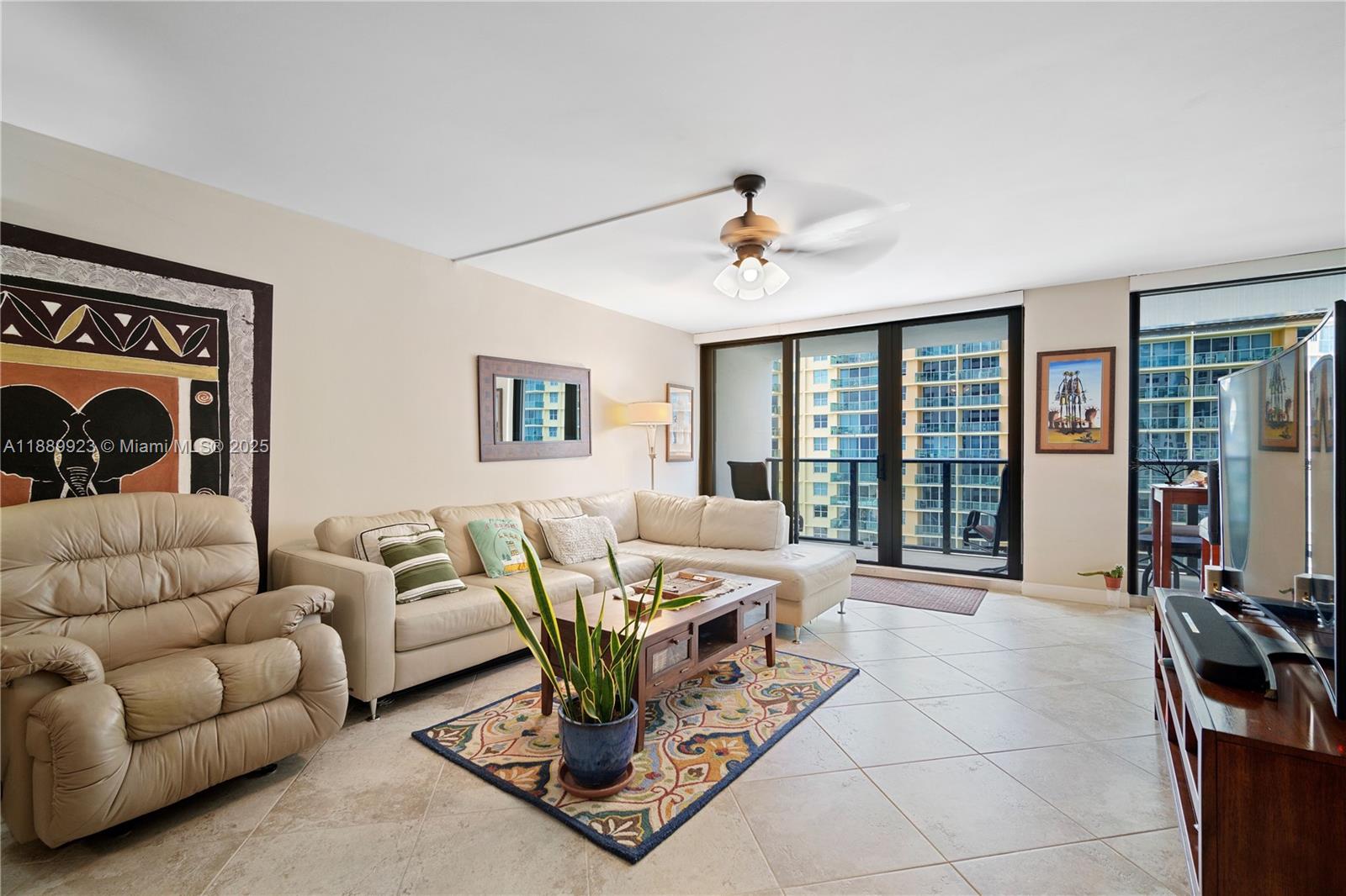 Photo of 2301 Ocean Dr  #907, Hollywood, Florida, 33019 -