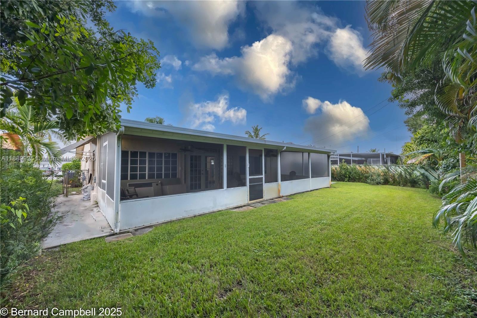 See details 6612 3 / 2 1646 sq. ft. $ 2025-10-03 0 Photo