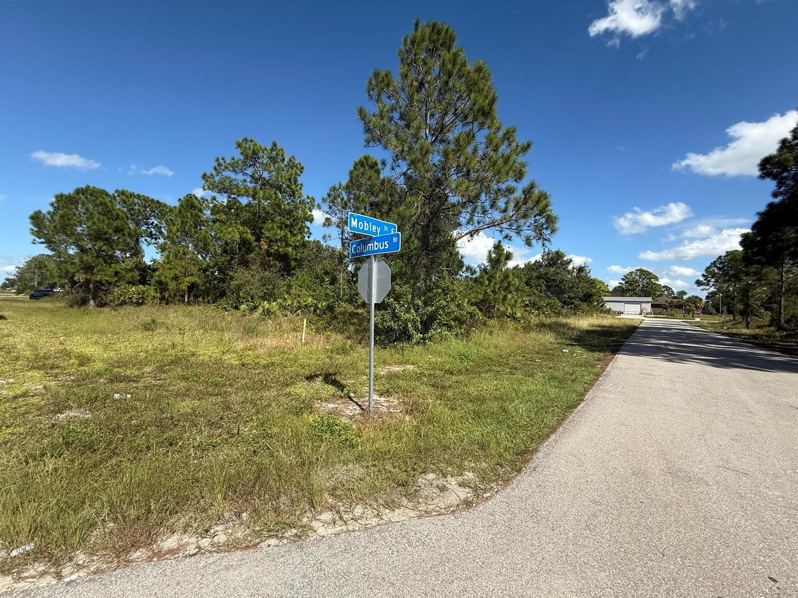   / 0  sq. ft. $ 2025-10-30 0 foto