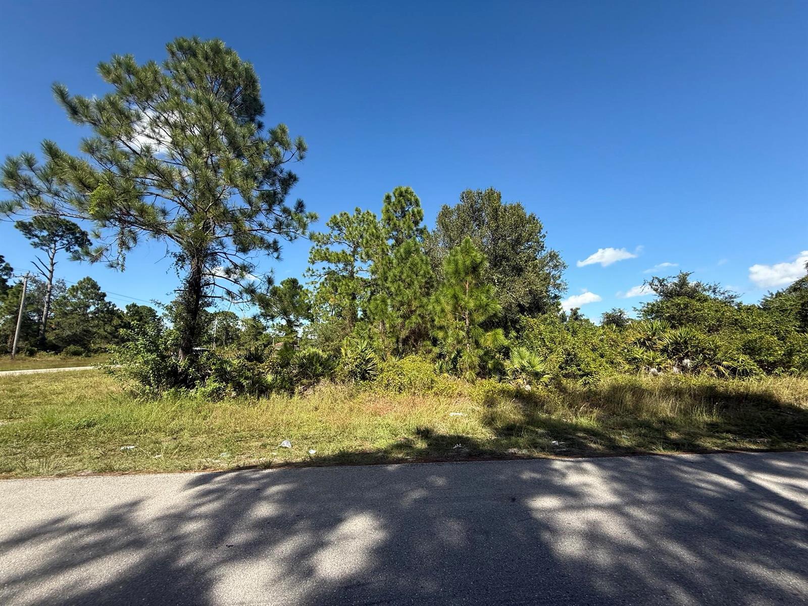   / 0  sq. ft. $ 2025-10-30 0 foto