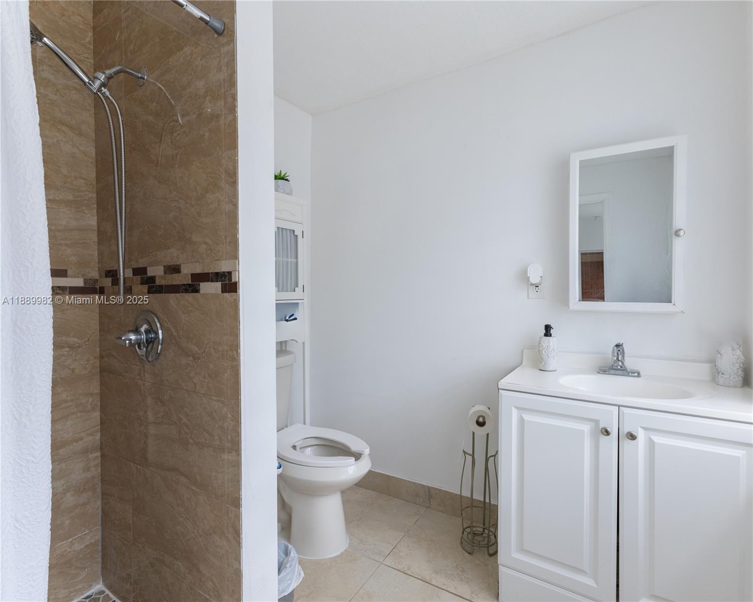   /  2099 sq. ft. $ 2025-10-03 0 Photo