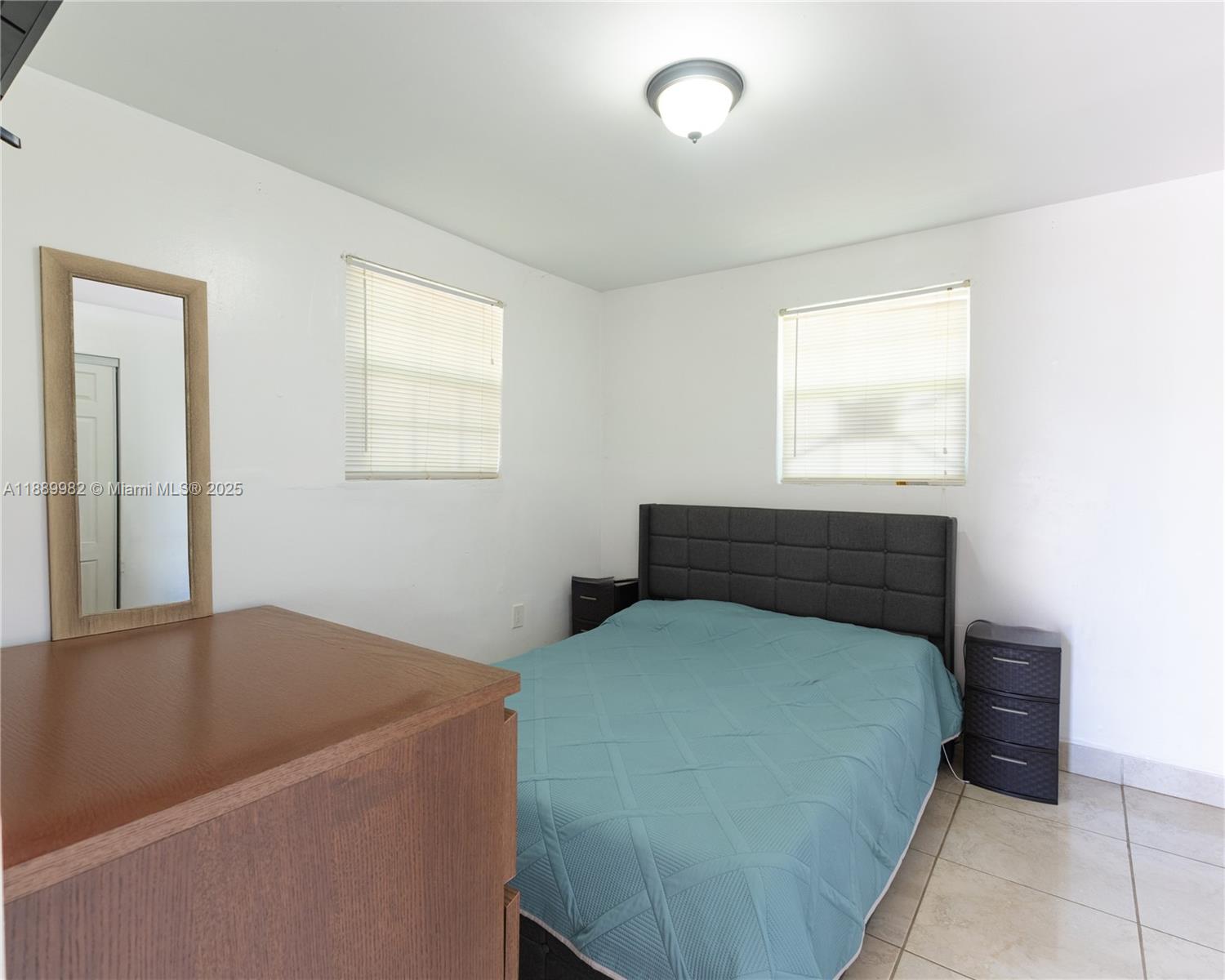   /  2099 sq. ft. $ 2025-10-03 0 Photo