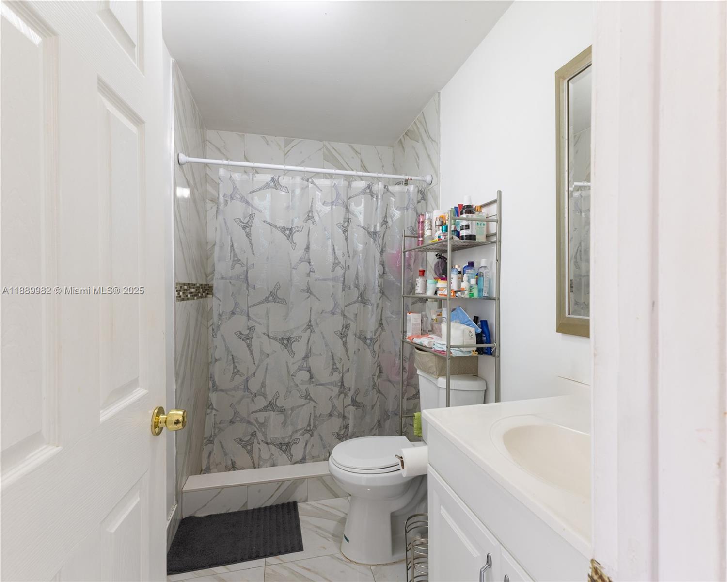   /  2099 sq. ft. $ 2025-10-03 0 Photo