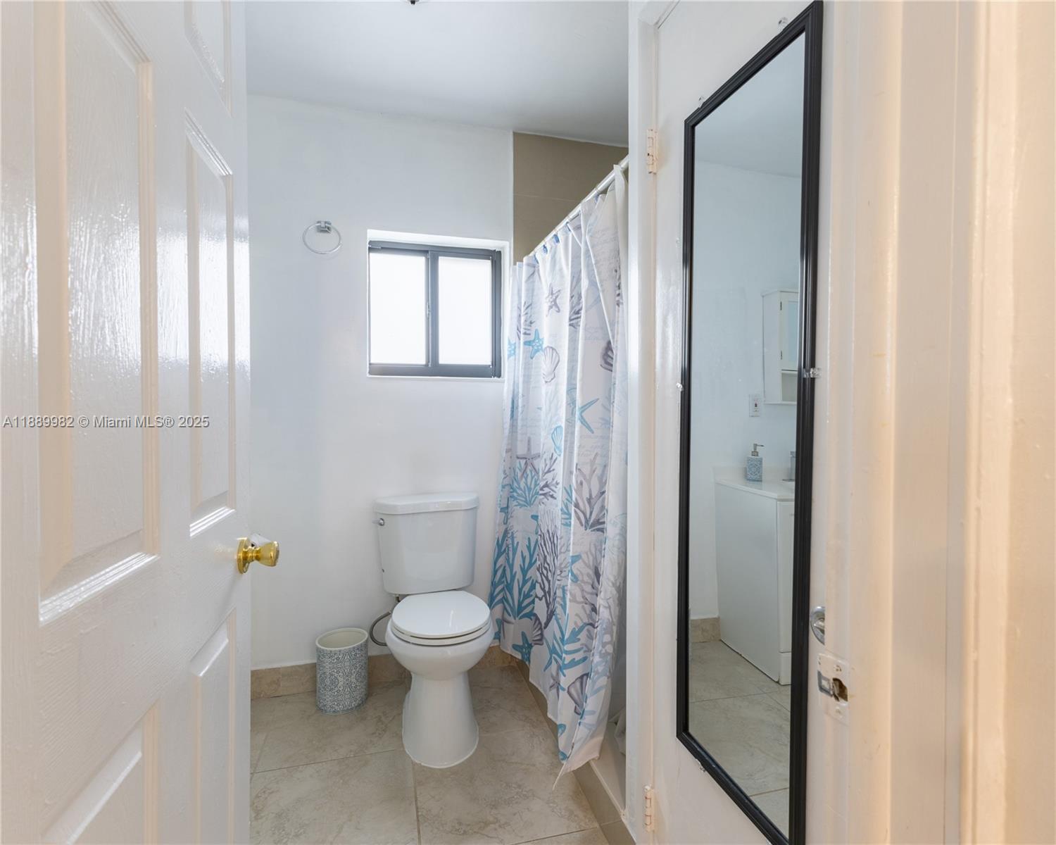   /  2099 sq. ft. $ 2025-10-03 0 Photo