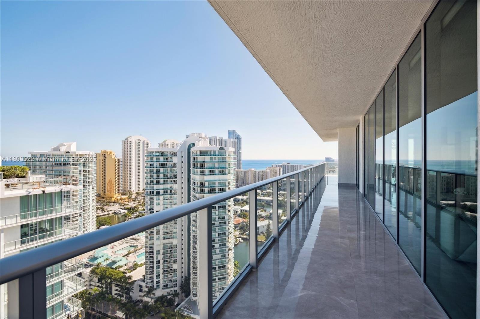 See details 5-UPH04 4 / 5 3877 sq. ft. $ 2025-10-03 0 Photo