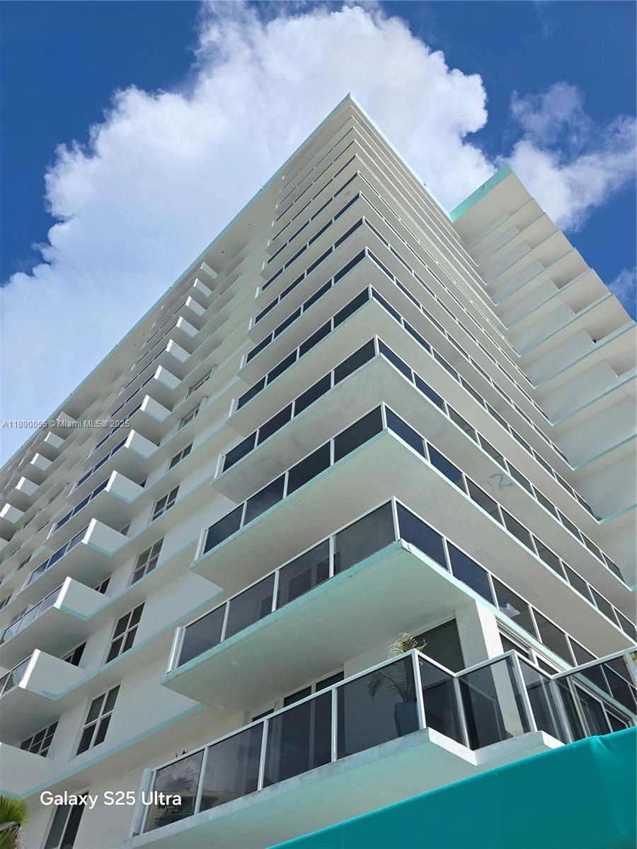 Photo of 3725 Ocean Dr #617, Hollywood, Florida, 33019 -
