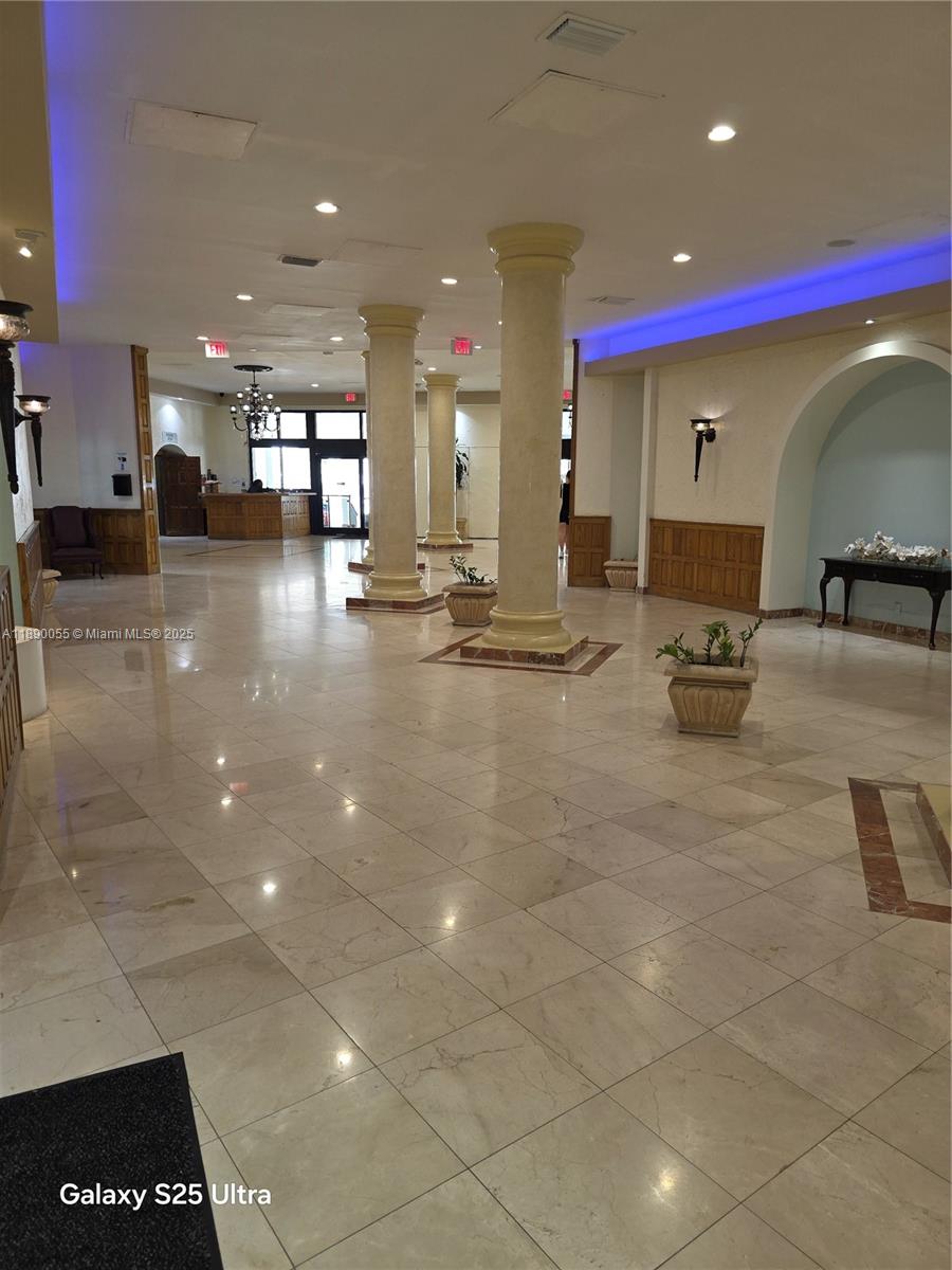 Photo of 3725 Ocean Dr  #617, Hollywood, Florida, 33019 - 