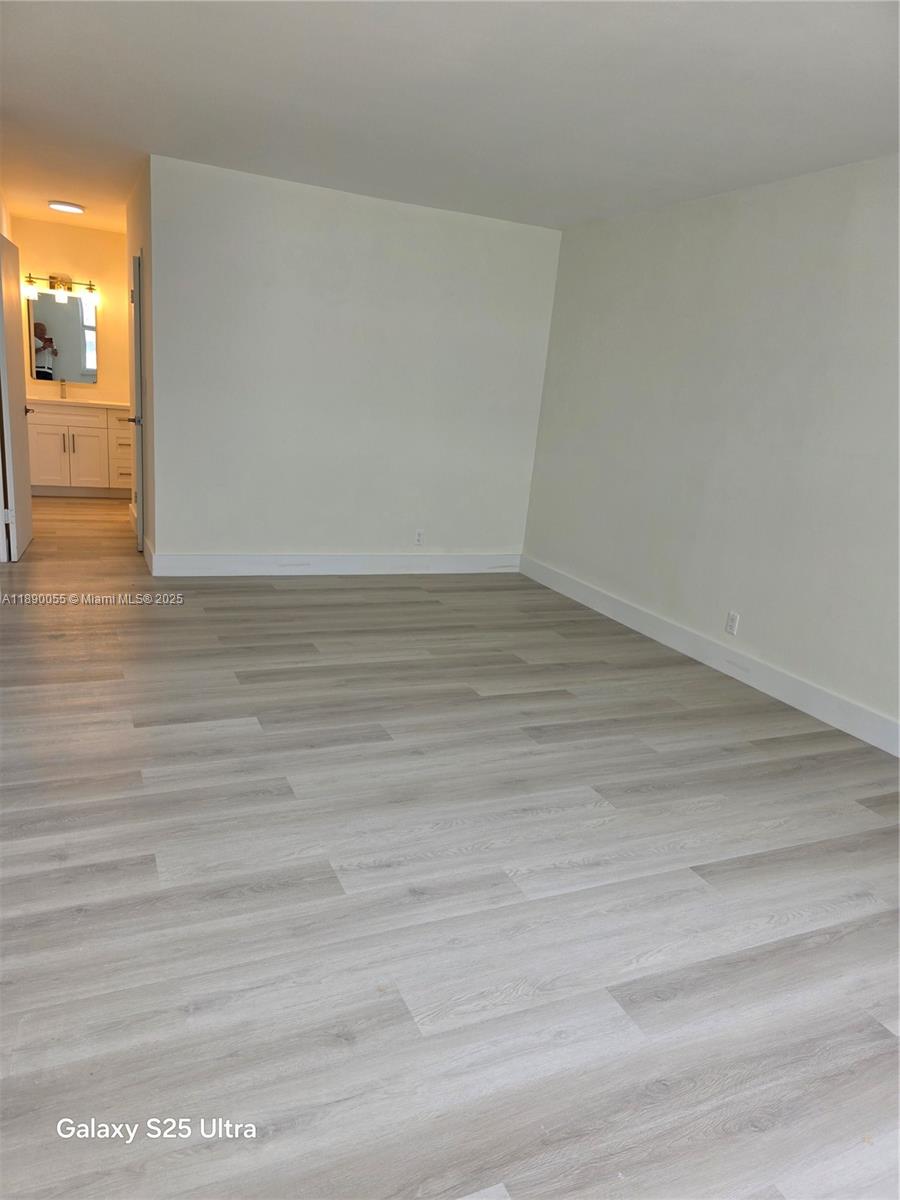Photo of 3725 Ocean Dr  #617, Hollywood, Florida, 33019 - 