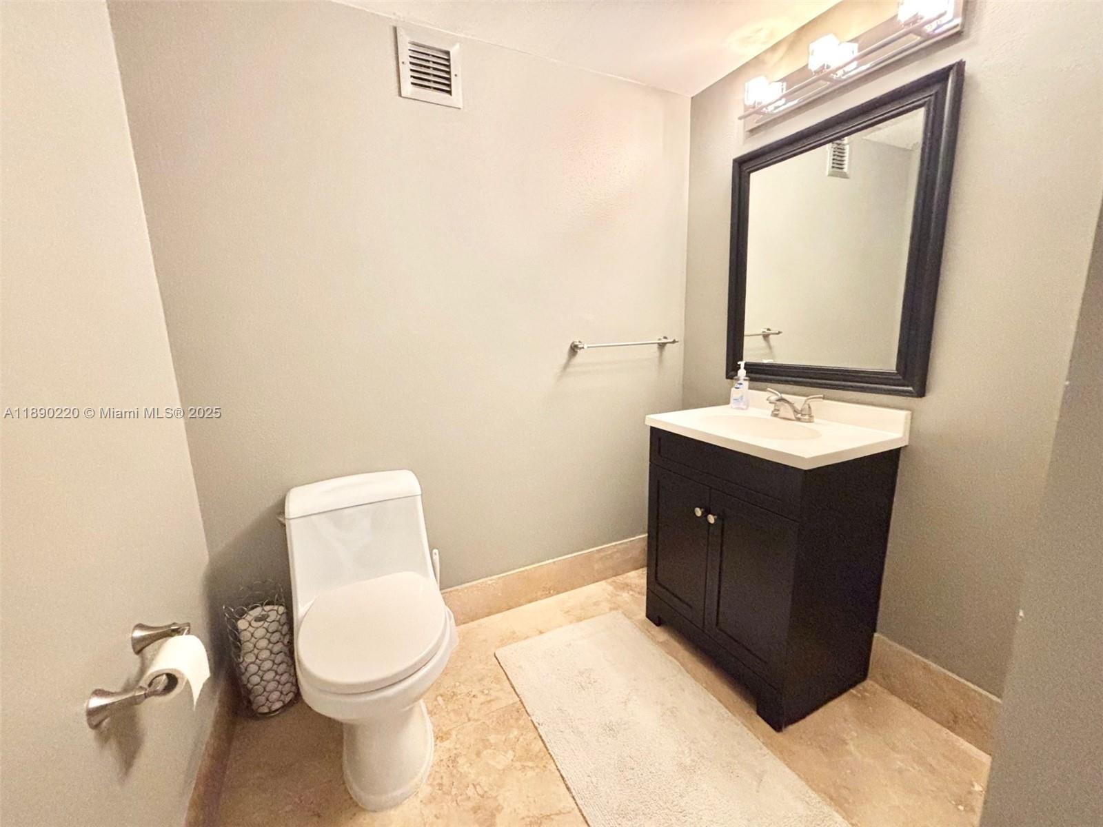 Photo of 500 Three Islands Blvd  #102, Hallandale Beach, Florida, 33009 - Powder room