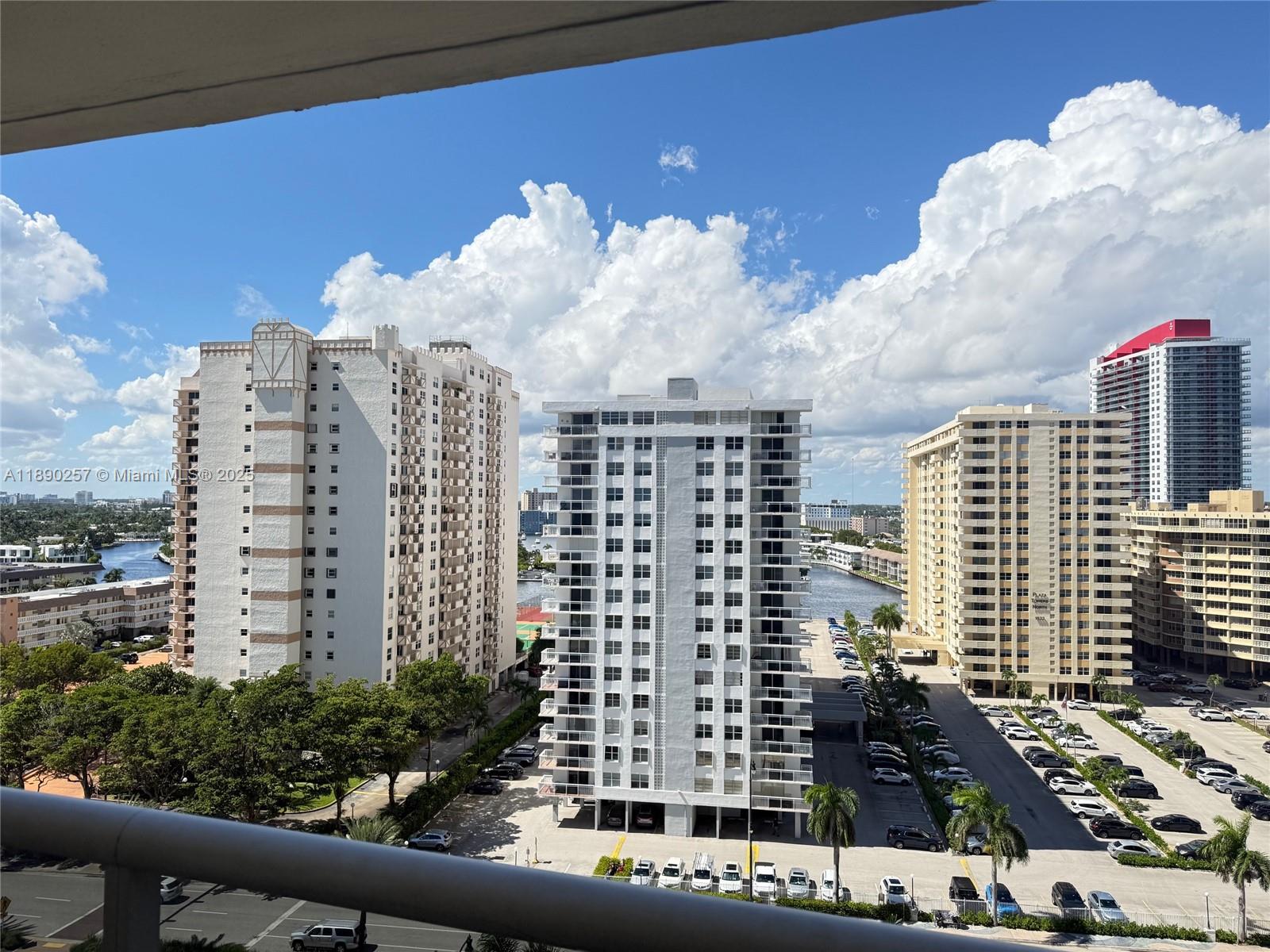 See details 1106 2 / 1 1086 sq. ft. $ 2025-10-04 0 Photo