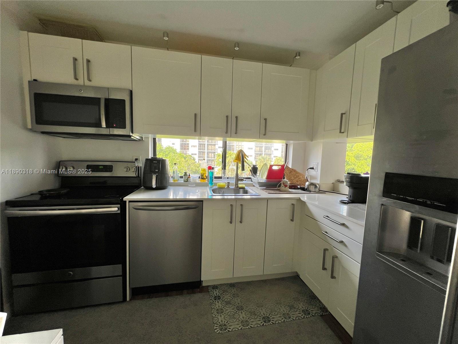 Photo of 16919 Bay Rd  #408, Sunny Isles Beach, Florida, 33160 - 