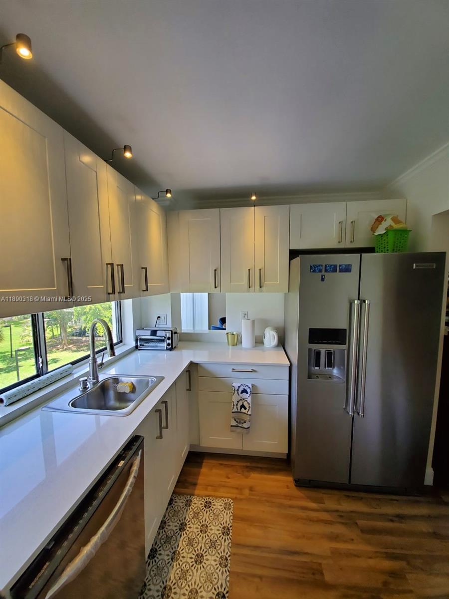 Photo of 16919 Bay Rd  #408, Sunny Isles Beach, Florida, 33160 - 