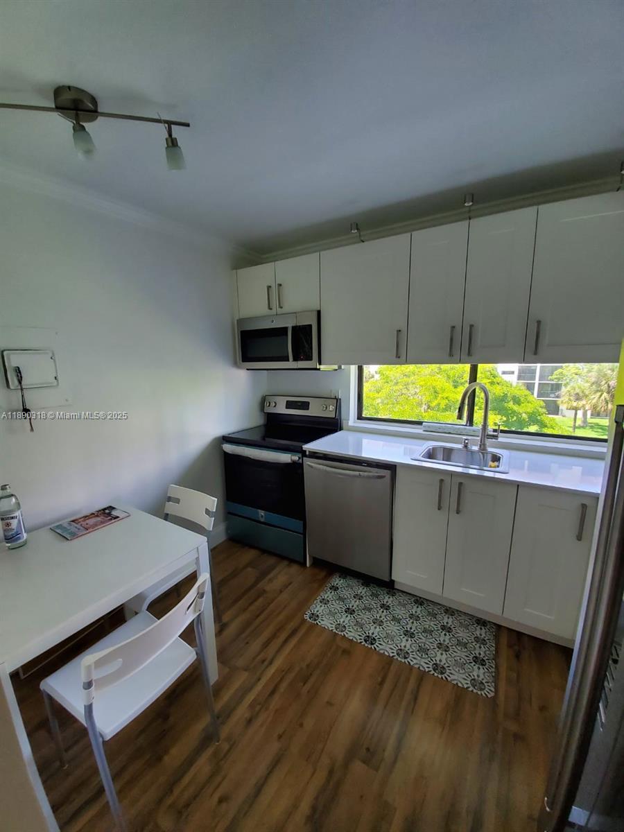 Photo of 16919 Bay Rd  #408, Sunny Isles Beach, Florida, 33160 - 