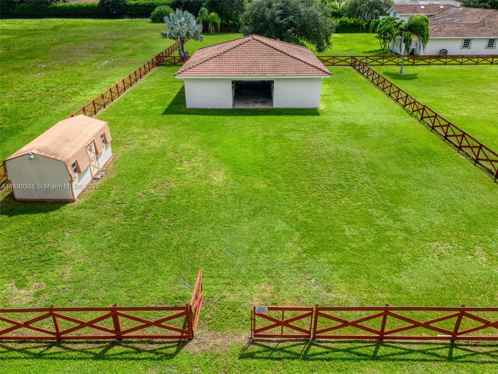   /   sq. ft. $ 2025-10-04 0 Photo